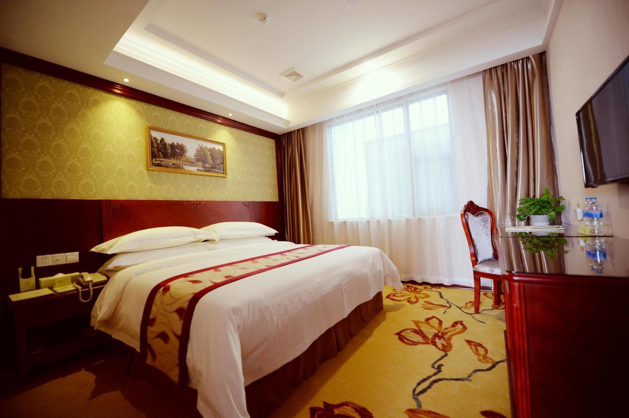 Vienna Hotel Shanghai Jiading New City Exterior foto
